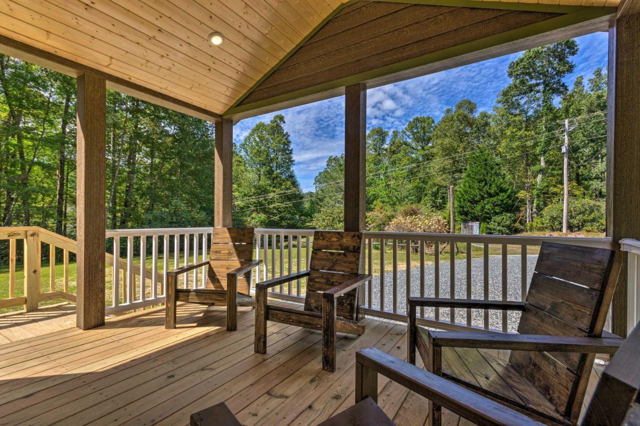 Quaint Mtn Cabin Tiny Living Near Big Adventure Brevard Exterior photo